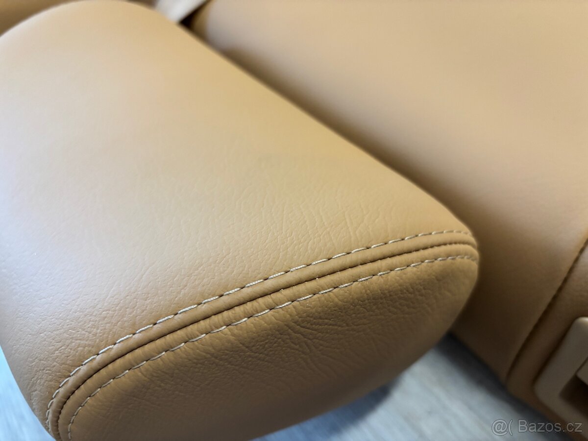 Škoda Octavia 1, Laurin a Klement - 6