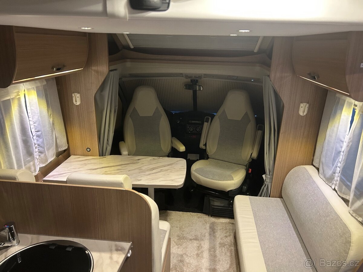 Obytný automobil Corado 5/19 d6,8 - 6