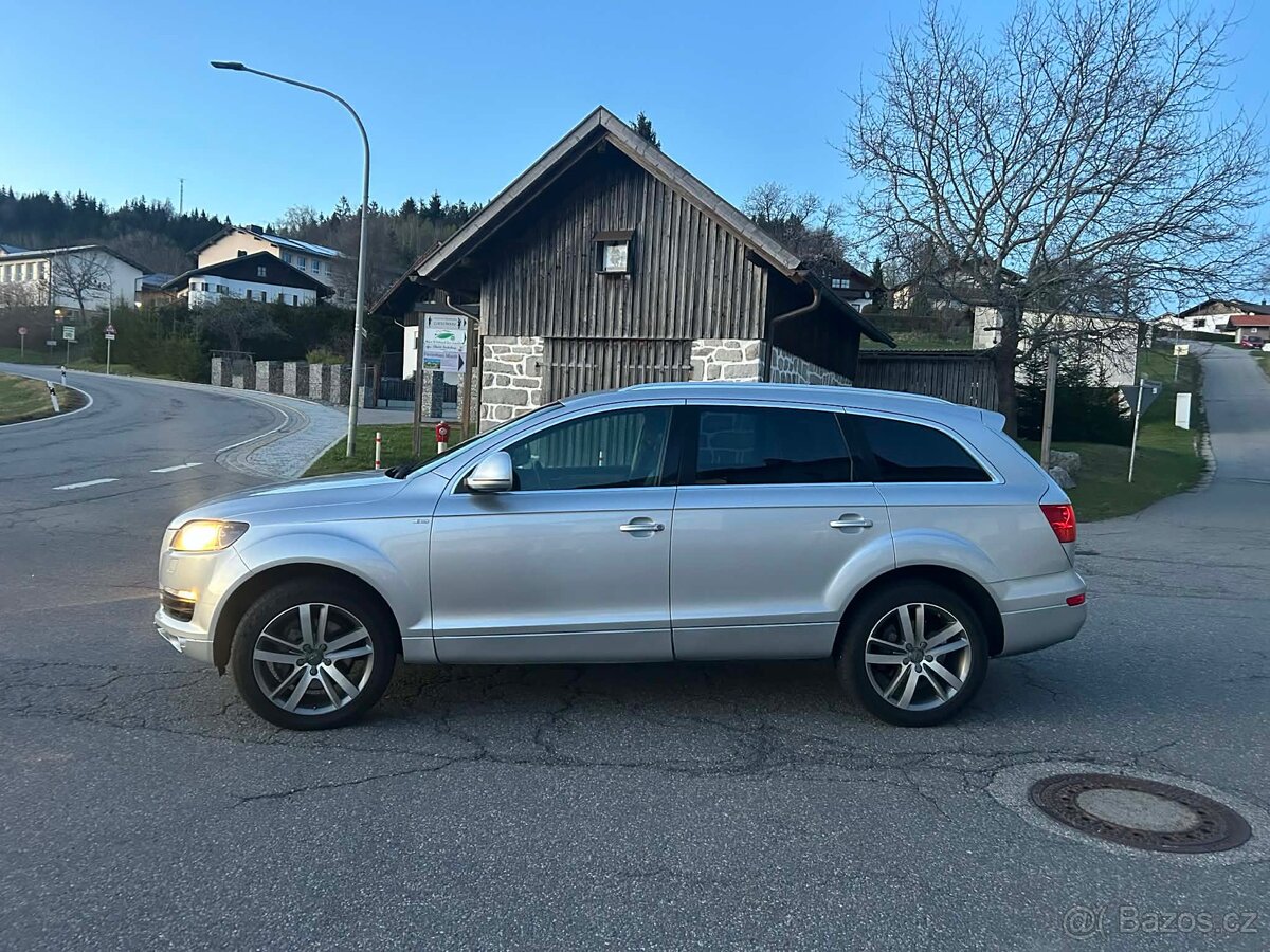 Audi Q7 - 6