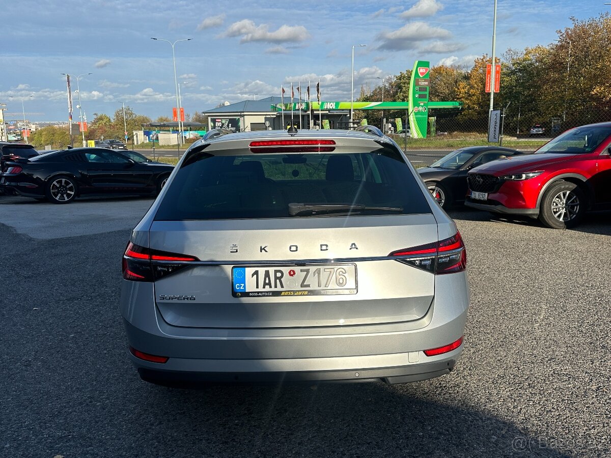 Skoda Superb 2022 - 6