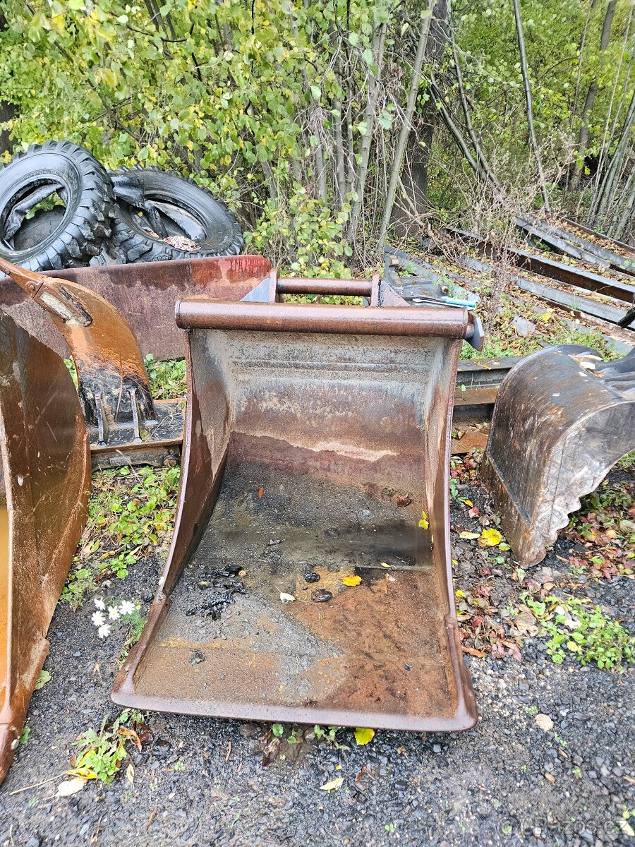 Pásový bagr Volvo EC160e - 6