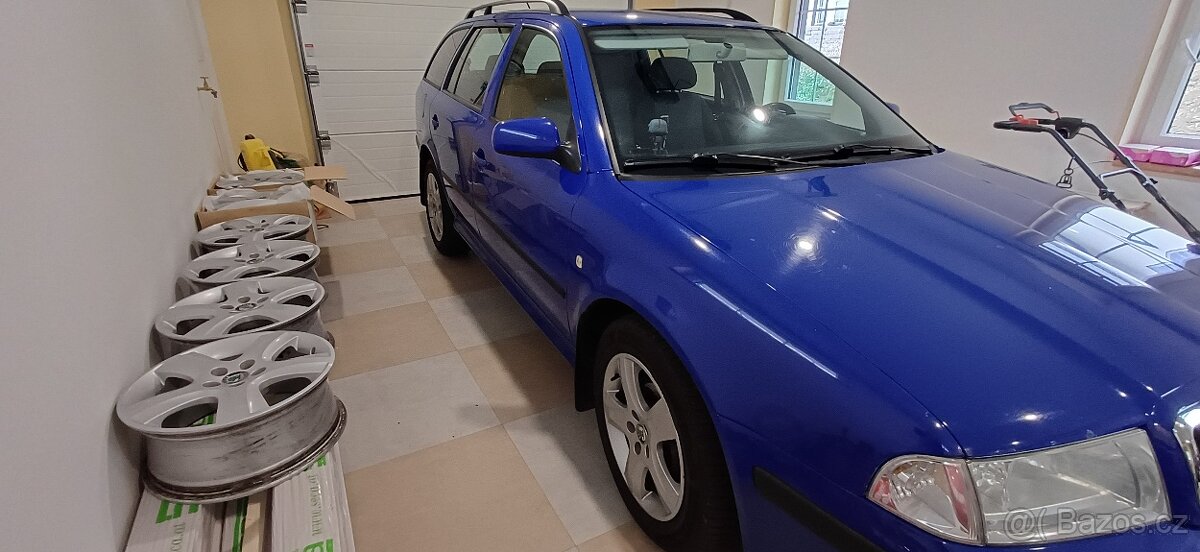 Škoda Octavia Combi Tour 1.6 75kW, benzin r.v.2007 - 6