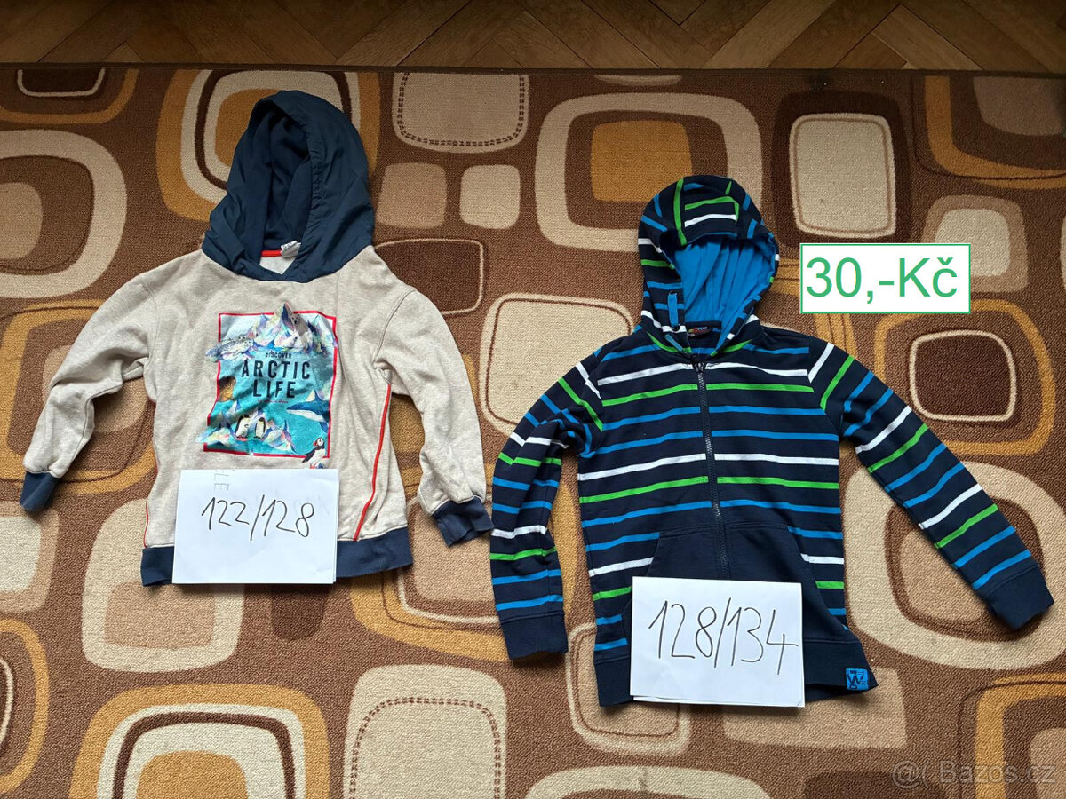 Chlapecké oblečení, tepláky, mikiny apod. - 6