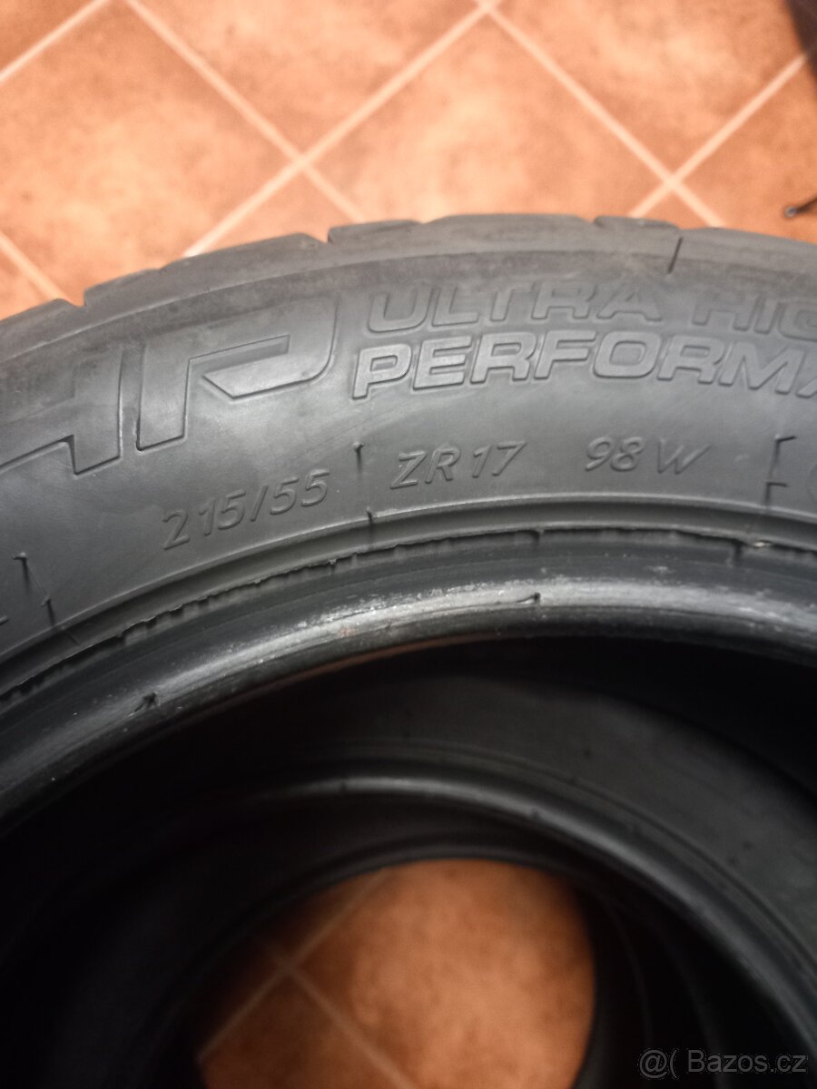 Pneu - 215/55 R17 - 6