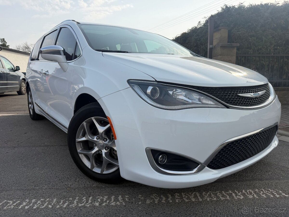 Chrysler Pacifica 3,6 RU Panorama Limited 2018 DPH - 6