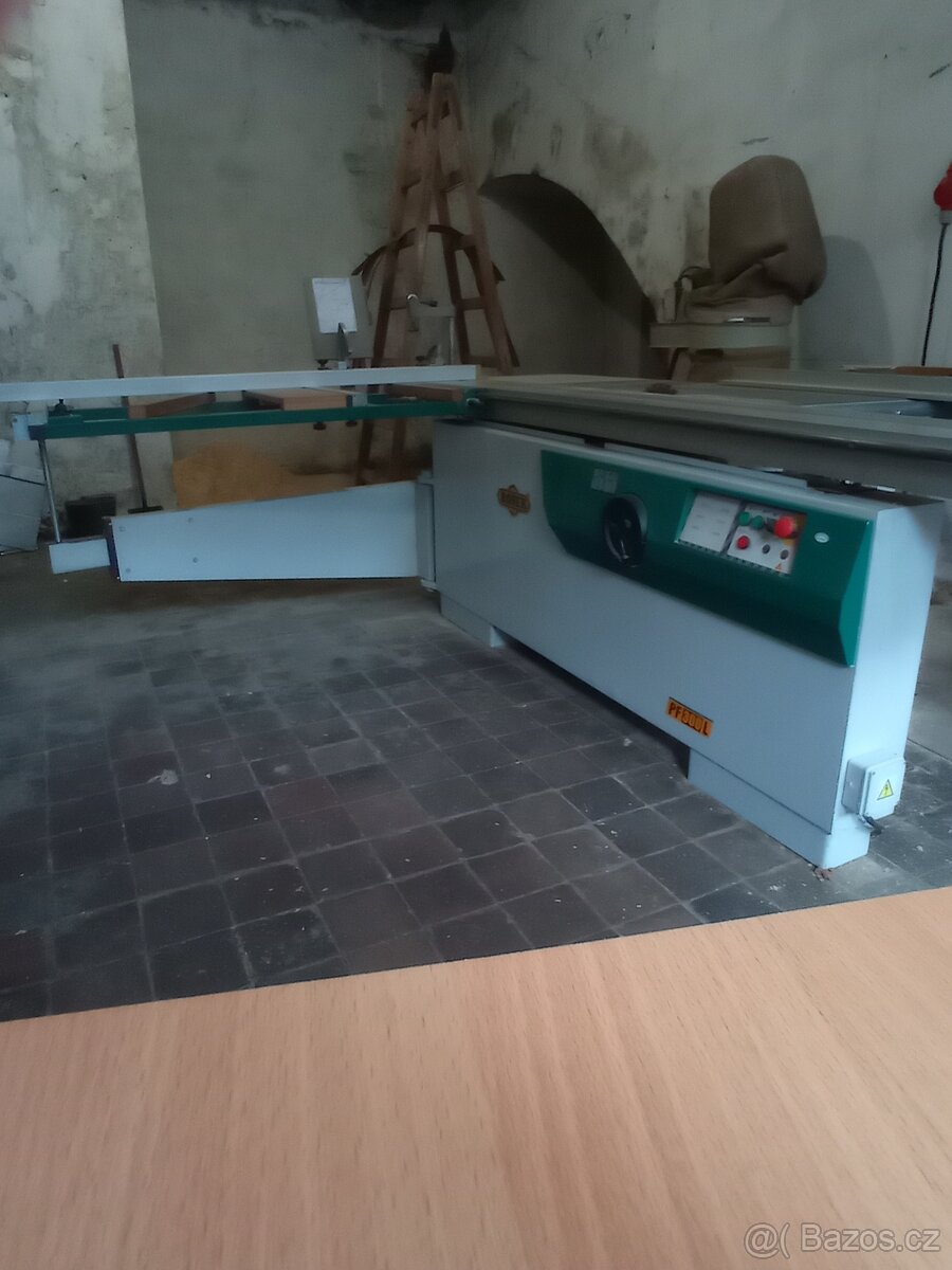 FORMÁTOVACÍ PILA S ODSÁVÁNÍM - 6