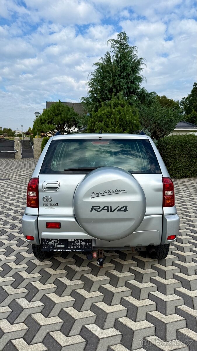 TOYOTA RAV4 2.0D4D 85kw 4x4 - 6