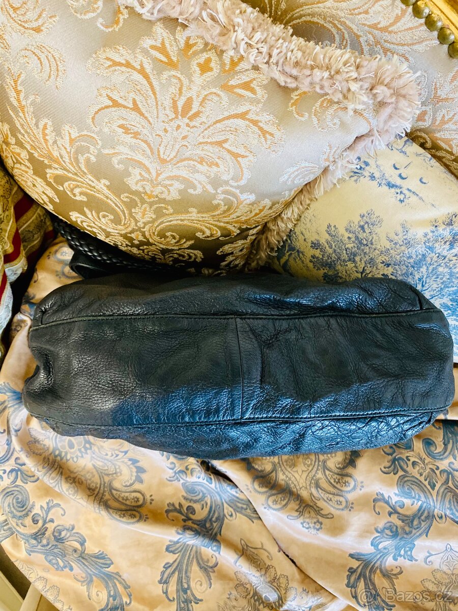 GUCCI G Wave Black Leather Bag kozena kabelka - 6