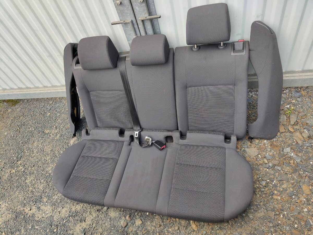 Sedačky VW Golf V HB - 6