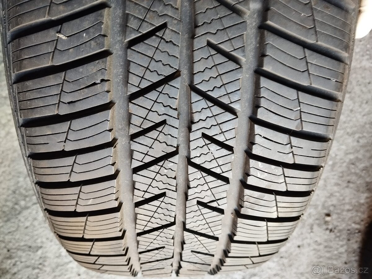 205/55/16 245/45/18 225/40/19 285/30/21 275/35/22 kusovka - 6