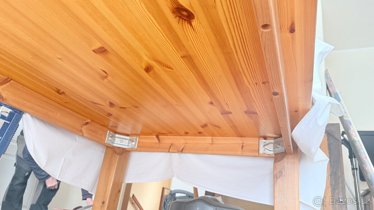 Stůl se židlemi Masív - 6