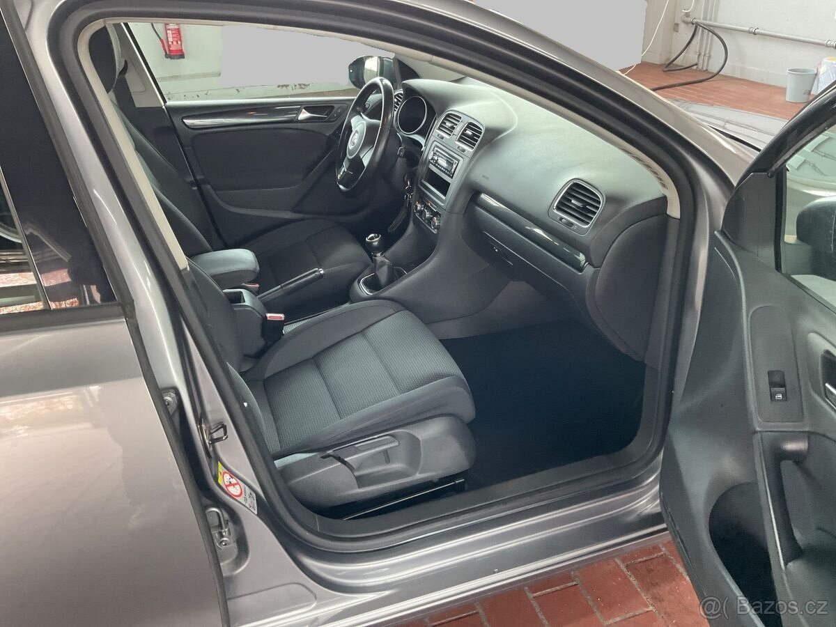Volkswagen GOLF 6 1.4 Mpi 59 KW COMFORTLINE 156tkm 2/2010 - 6