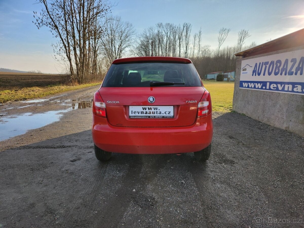 Škoda Fabia 1.4 16 V 10/2013 - 6