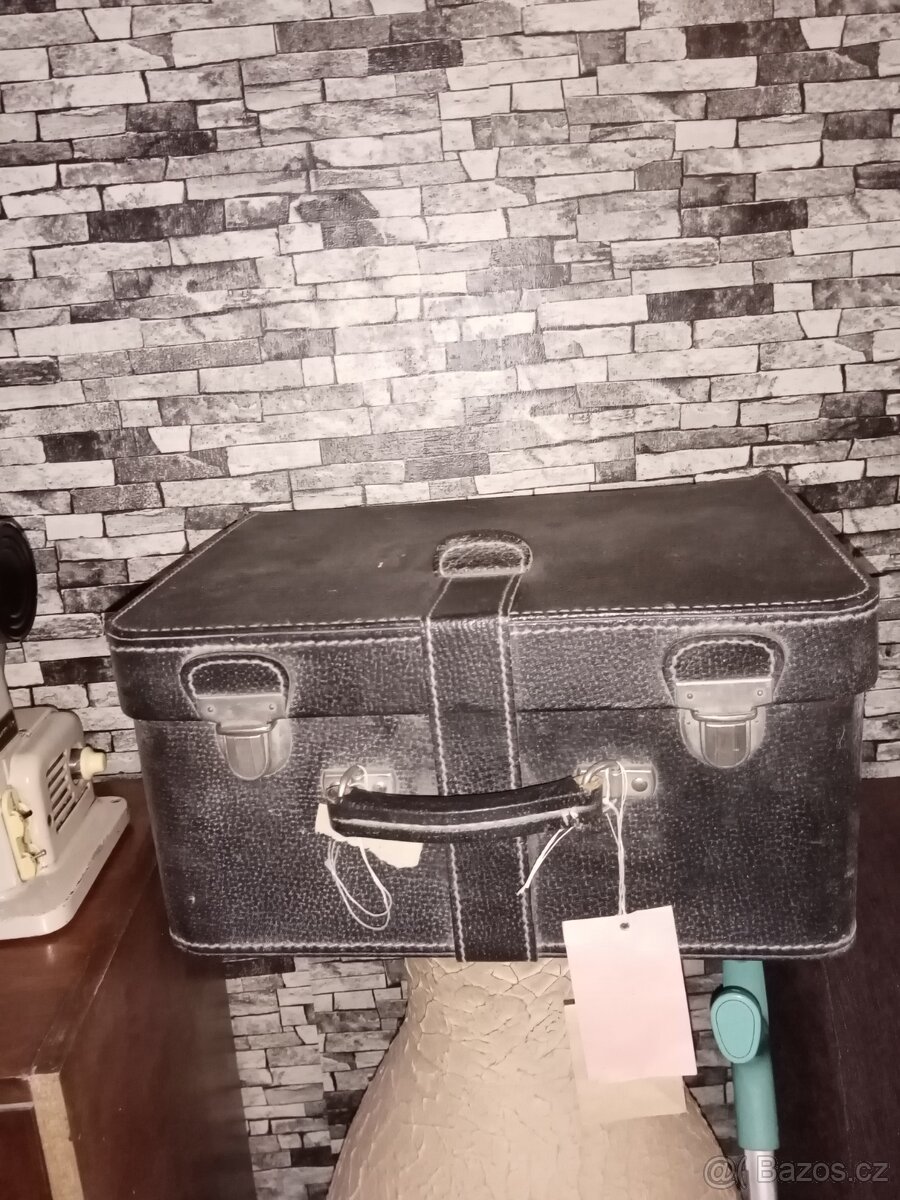 Retro šicí stroj Lada T 132 - 6