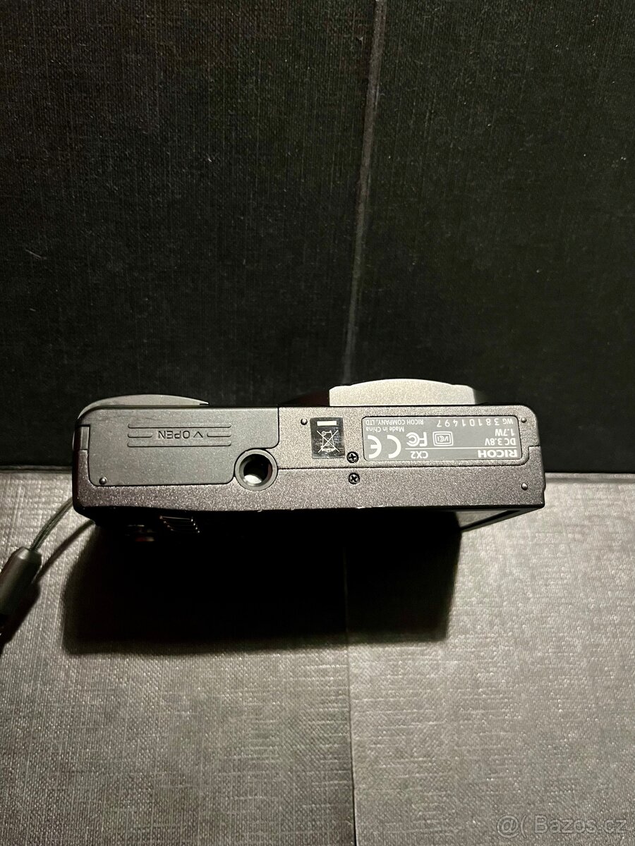 Ricoh CX2 – 9MPx, 10,7× Zoom, Makro 1 cm - 6