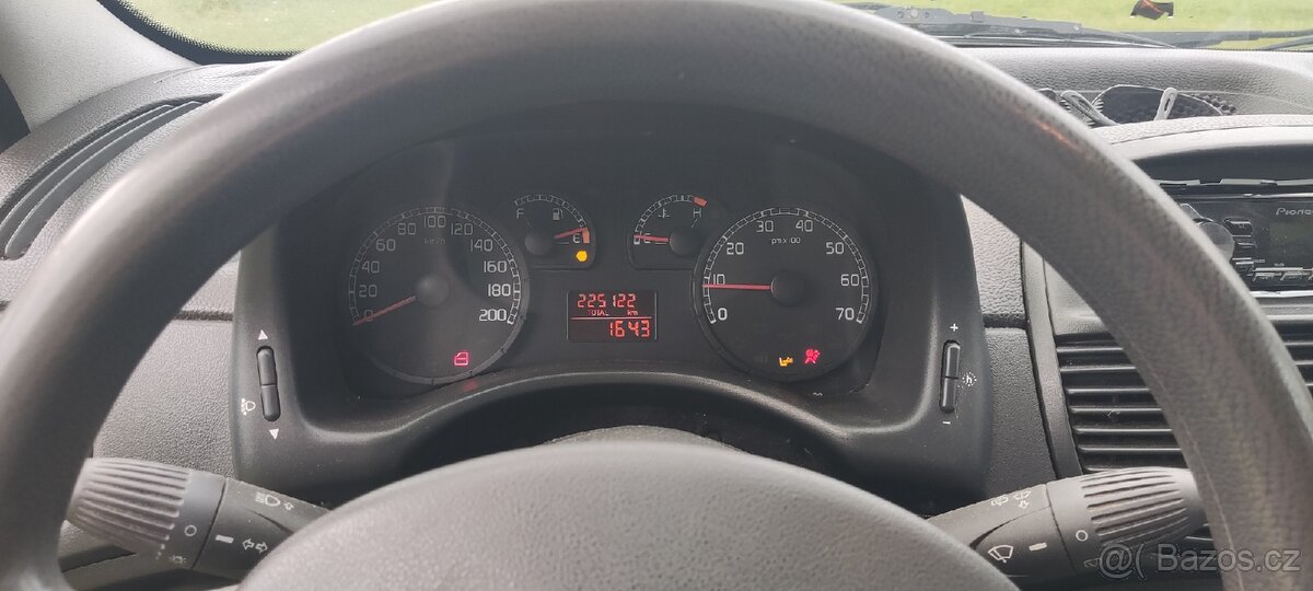 Fiat Punto 1.2 8V - 6