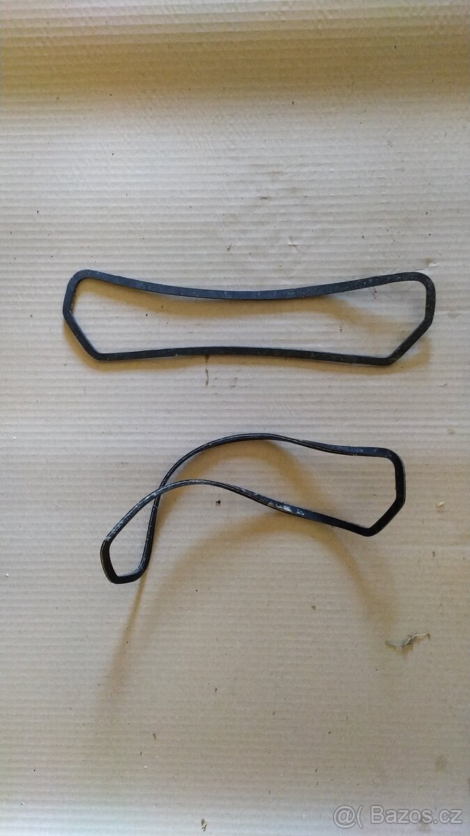 Škoda 100L náhradní díly - 6