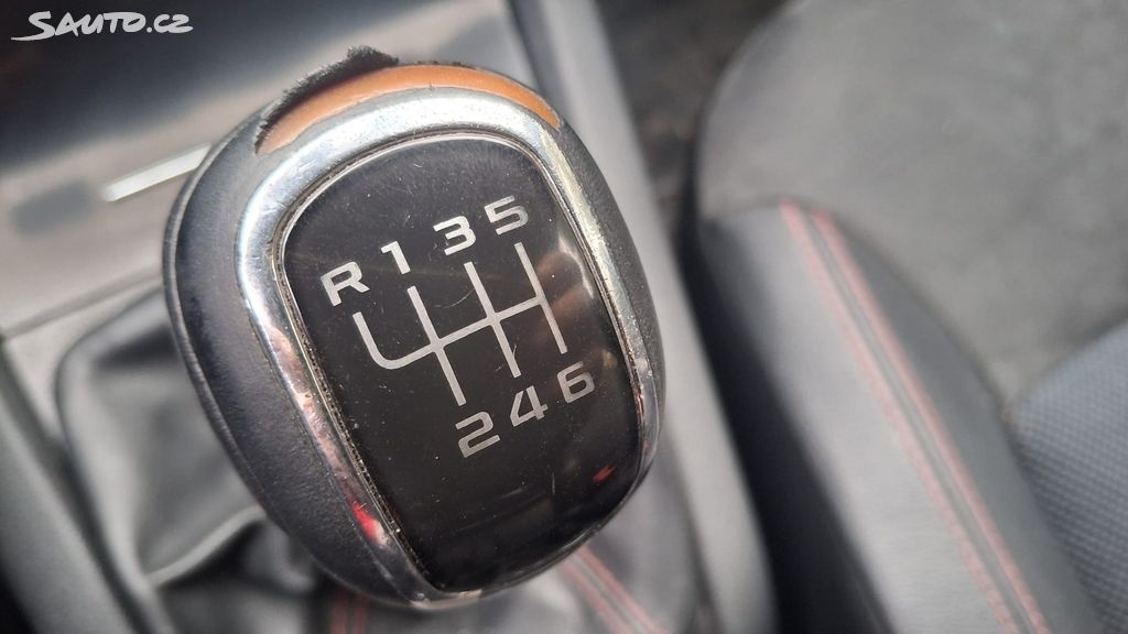 Škoda Octavia, RS 2,0tdi, na splátky všem - 6