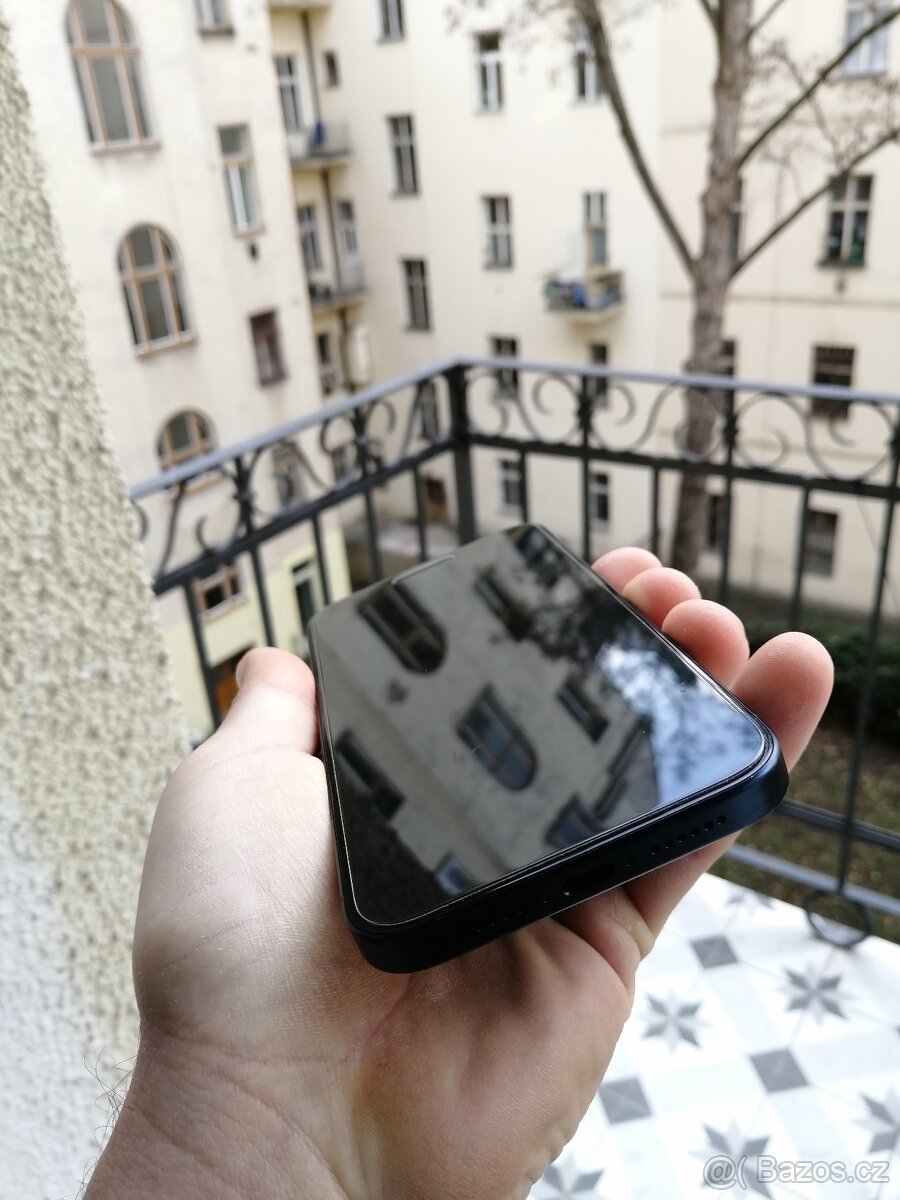 ÚPLNĚ NOVÝ - iPhone 15 pro max modrý - 6