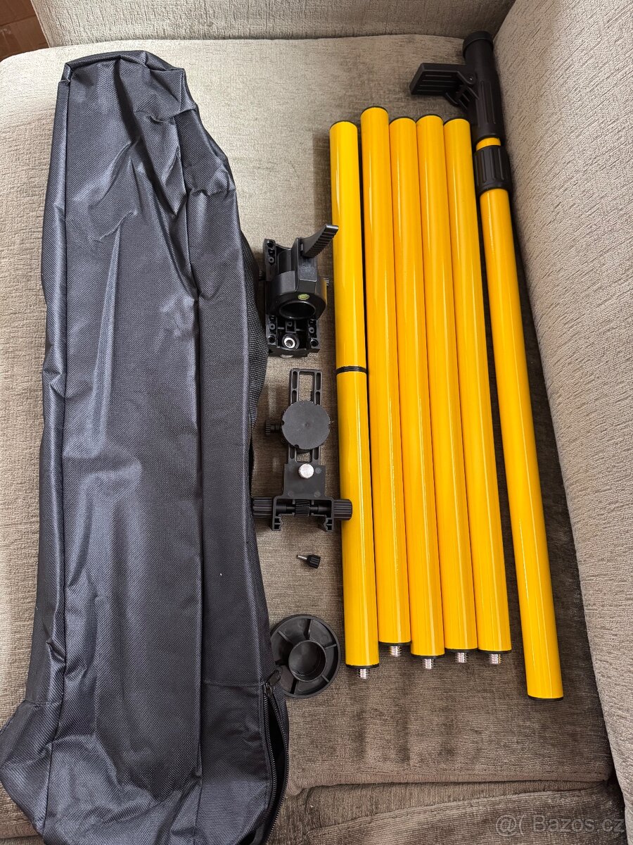 Podpůrný teleskopický stojan, 4,2m - 6