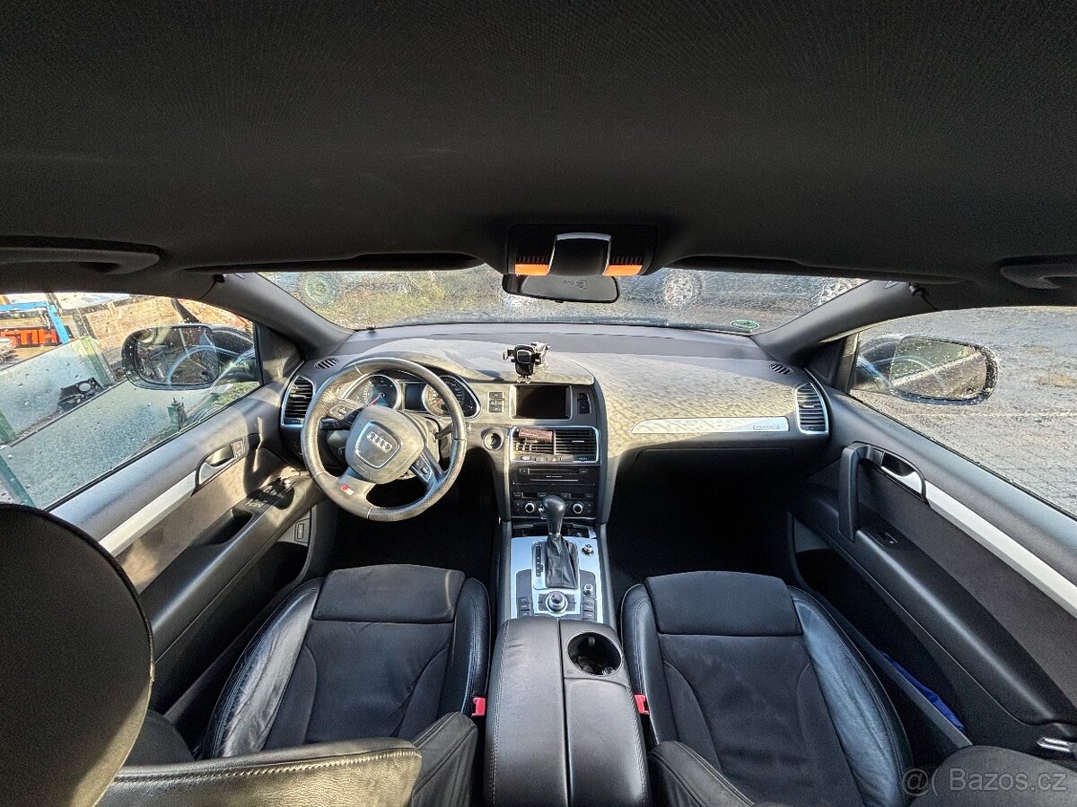 Prodám Audi Q7 3.0 tdi - 6