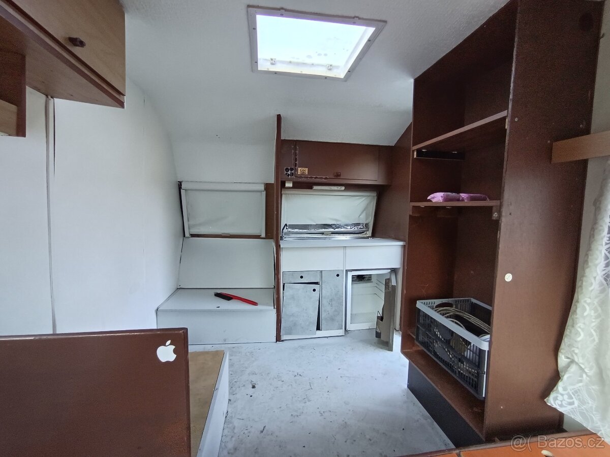 Karavan bez papírů - 6