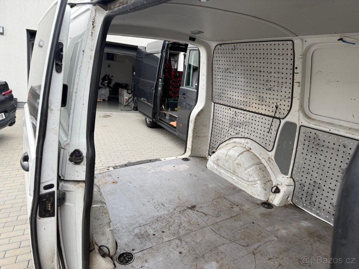 VW TRANSPORTER 2011 – 4x4 - 6
