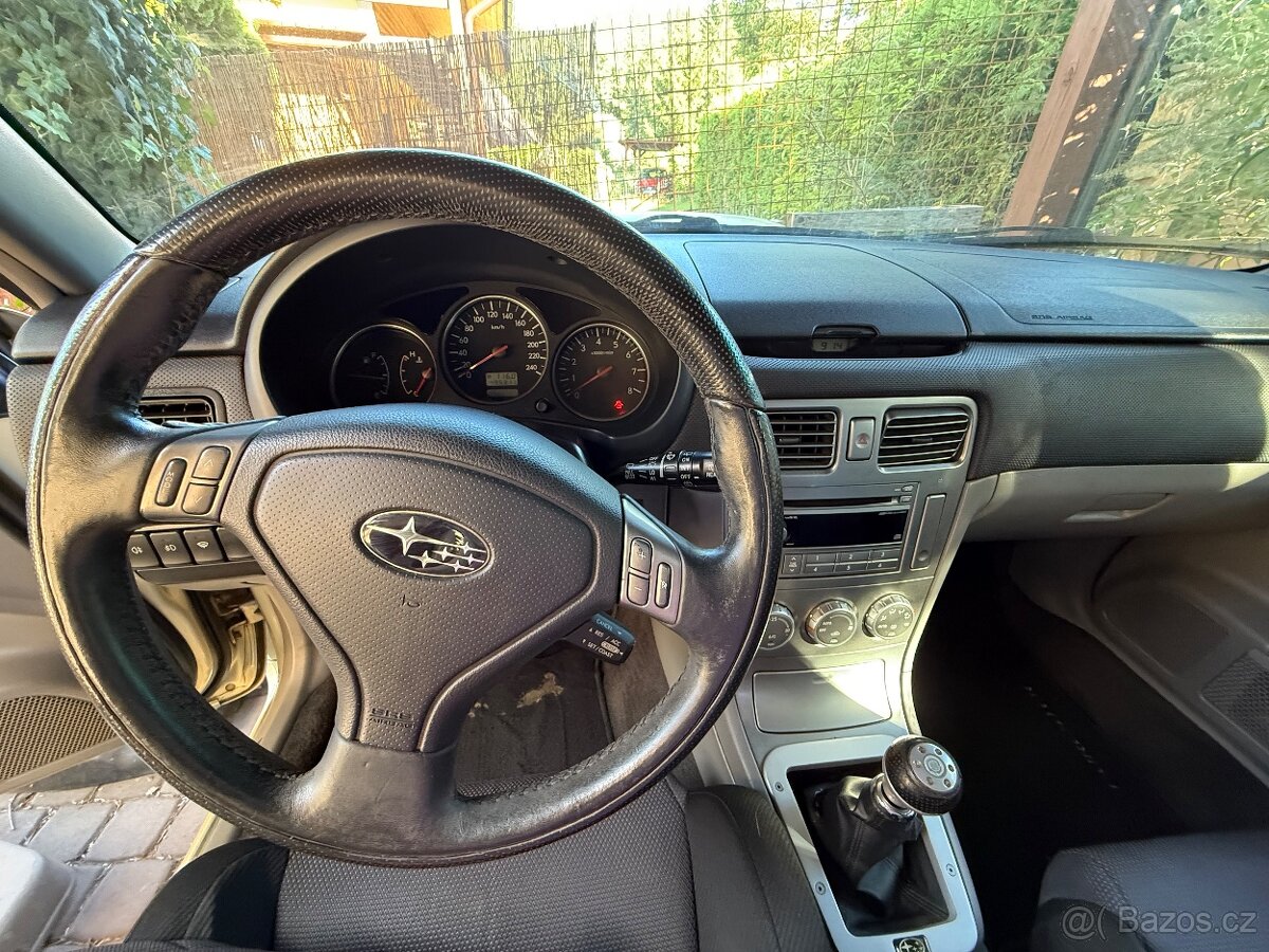 Subaru Forester 2,5XT MANUÁL - 6