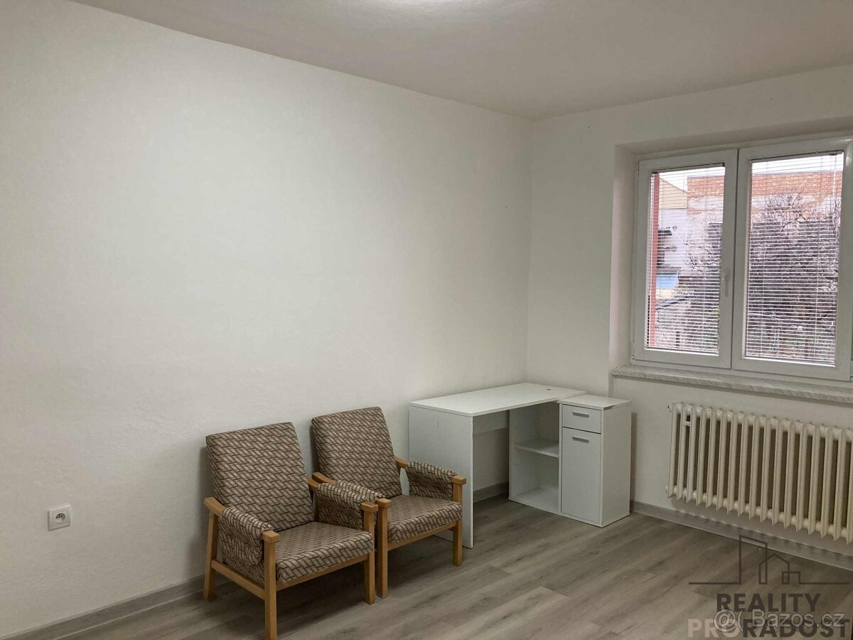 Pronájem bytu 3+1 ve Znojmě, byt 3+1, balkon Riegrova Znojmo - 6