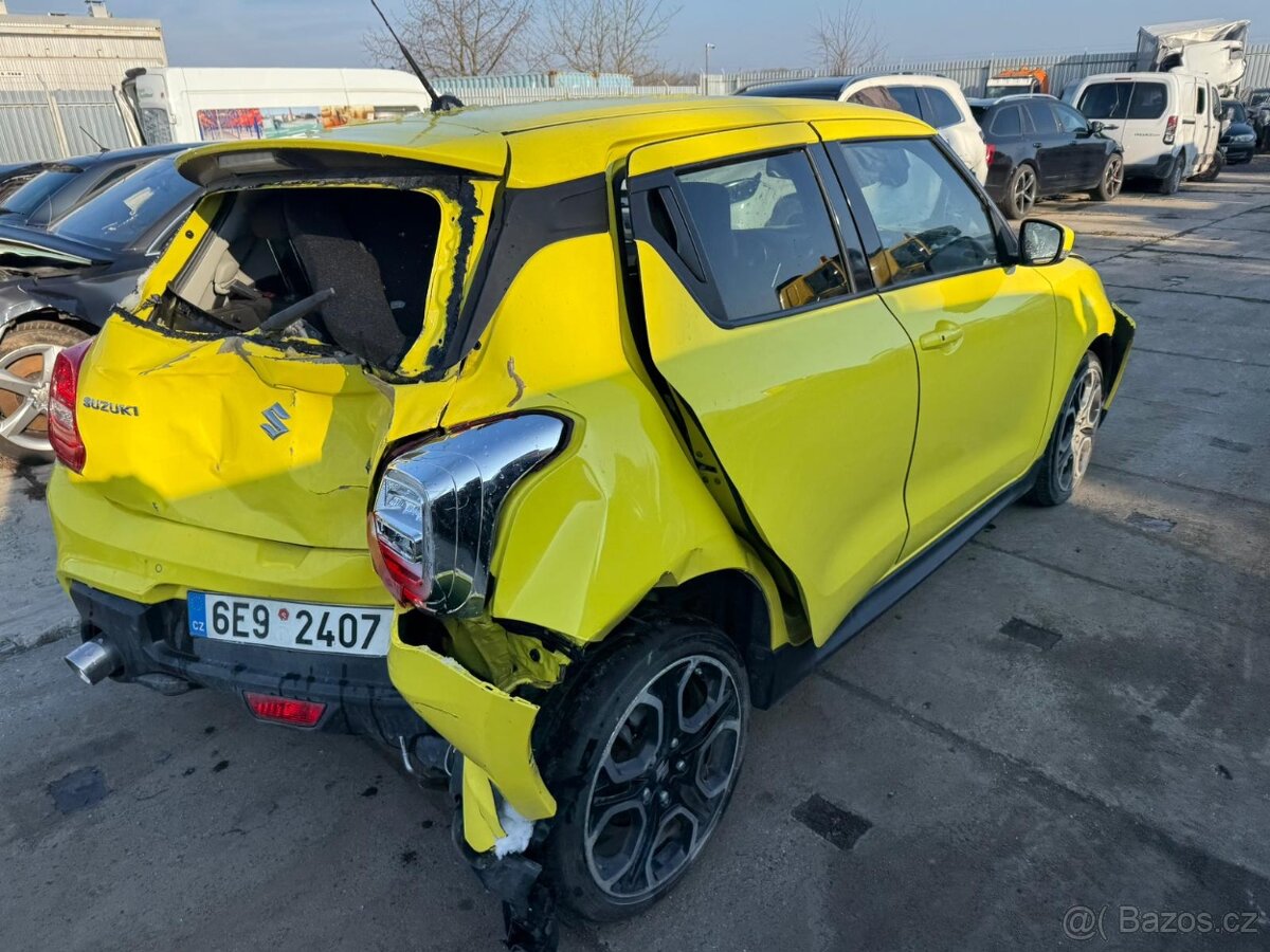 Suzuki swift 1.4 sport Boosterjet 2021 pojizdne - 6