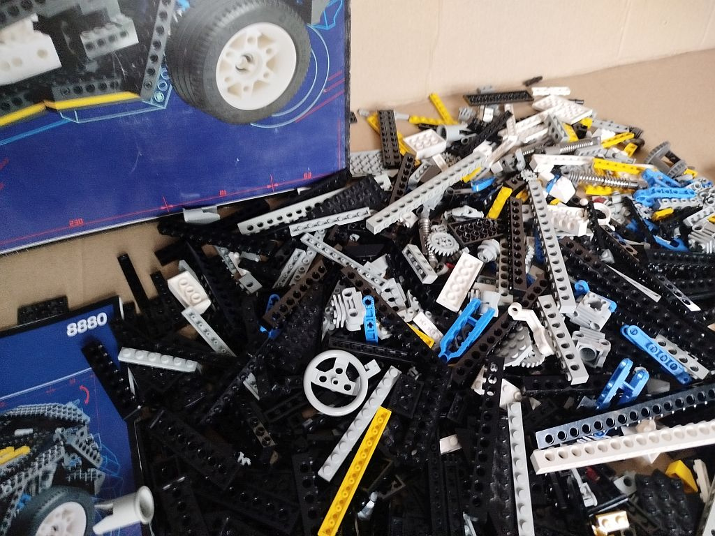 Lego 8880 Super Car - 6