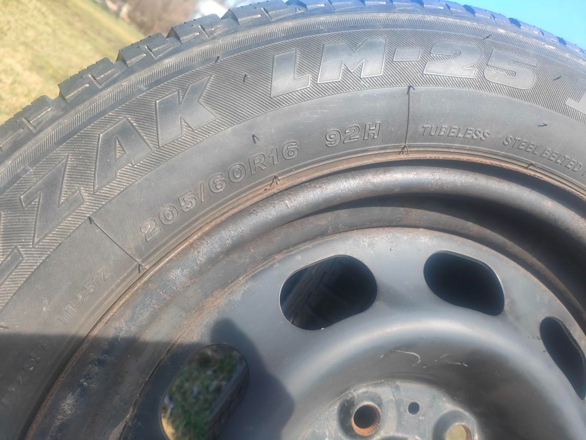 Disky s pneu 205, 60 R16 - 6
