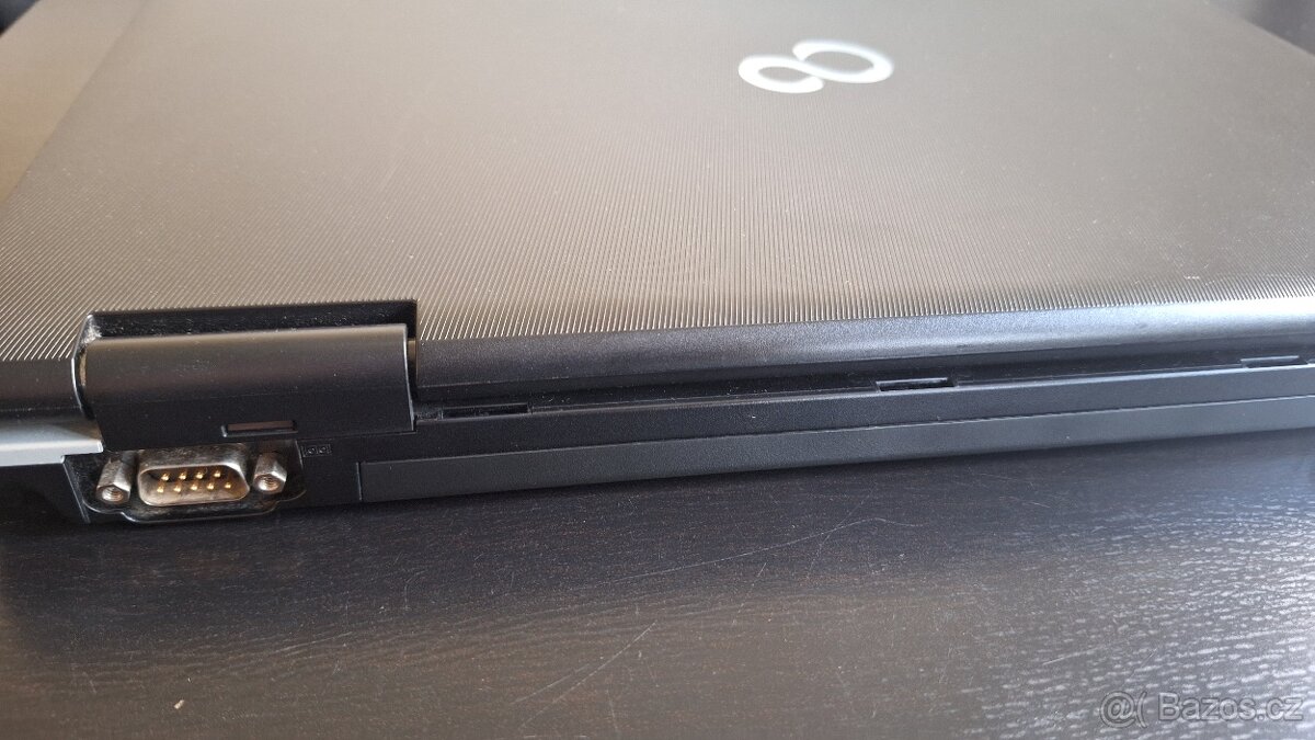 Notebook Fujitsu - SUPER stav, rychlý, origo WIN + MS Office - 6