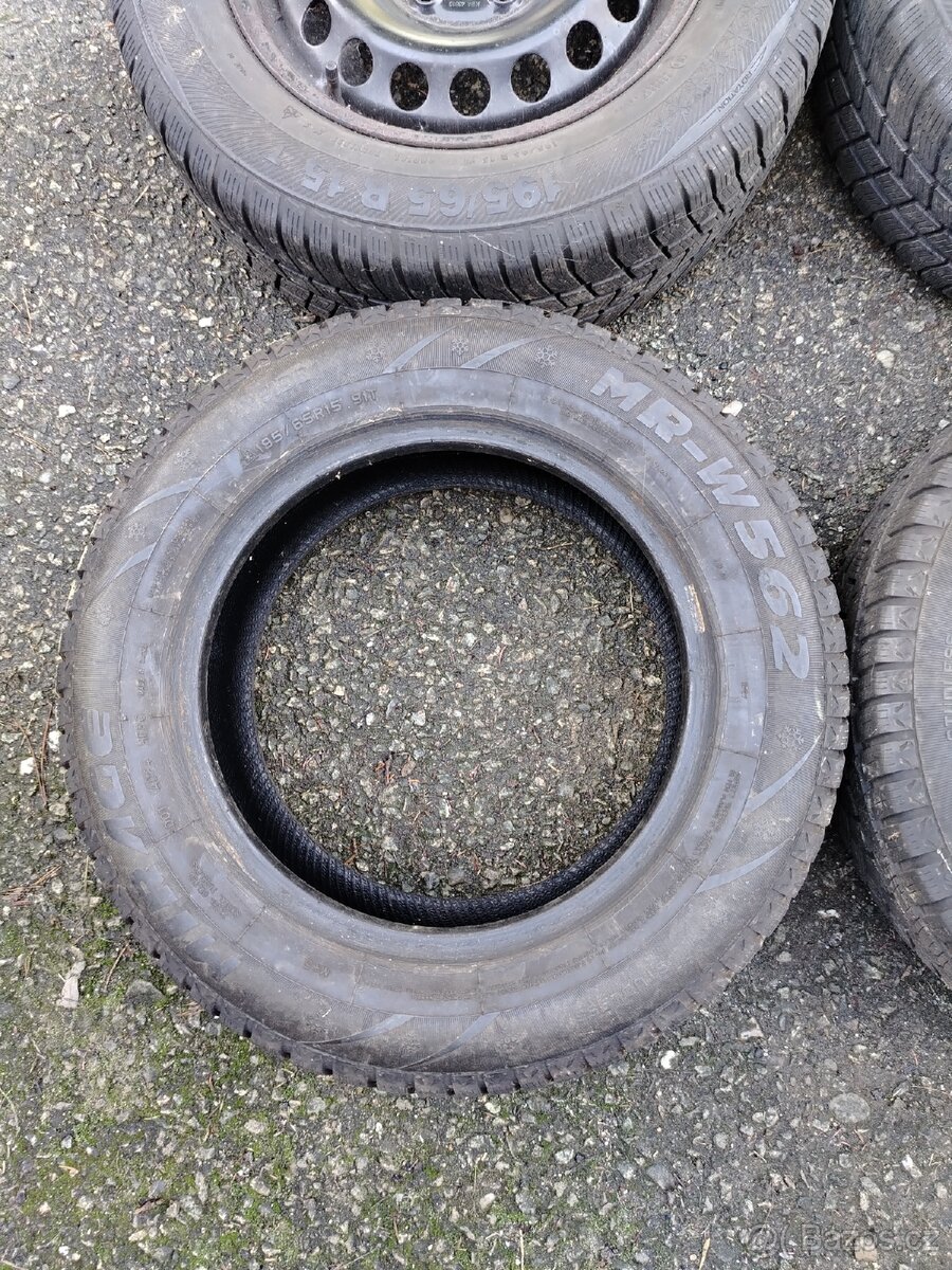 Sada zimních kol 195 65 R15 Škoda Octavia 2 - 6