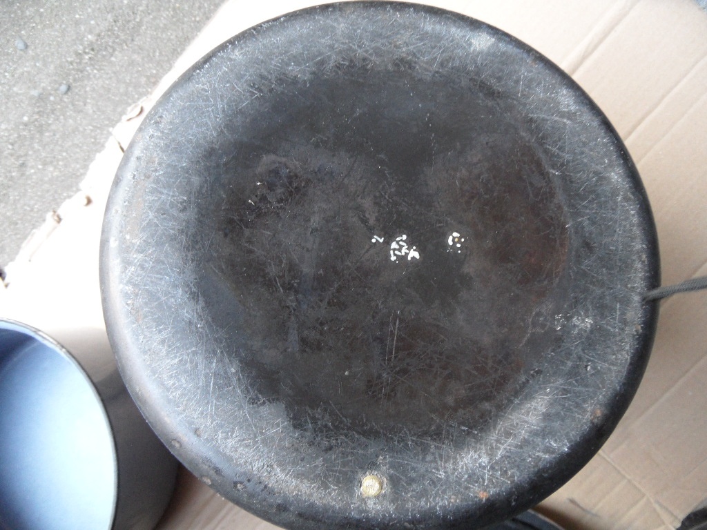 Starý smaltovaný tlakový hrnec - 6