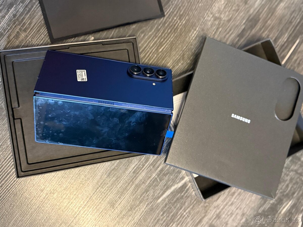 Samsung Z Fold 7 - 6