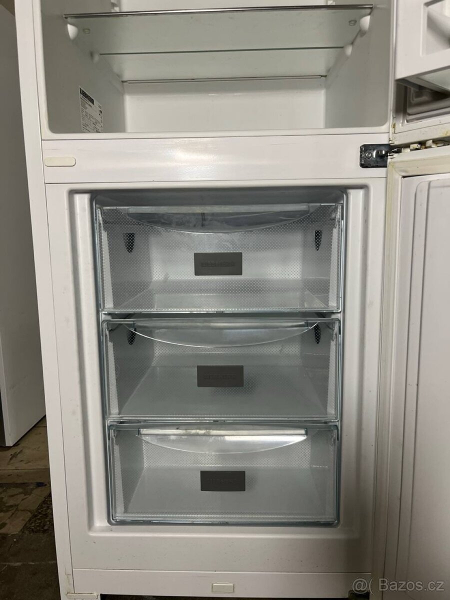 Lednice Liebherr bílá s mrazákem ,SmartDrive ,A++ + záruka - 6