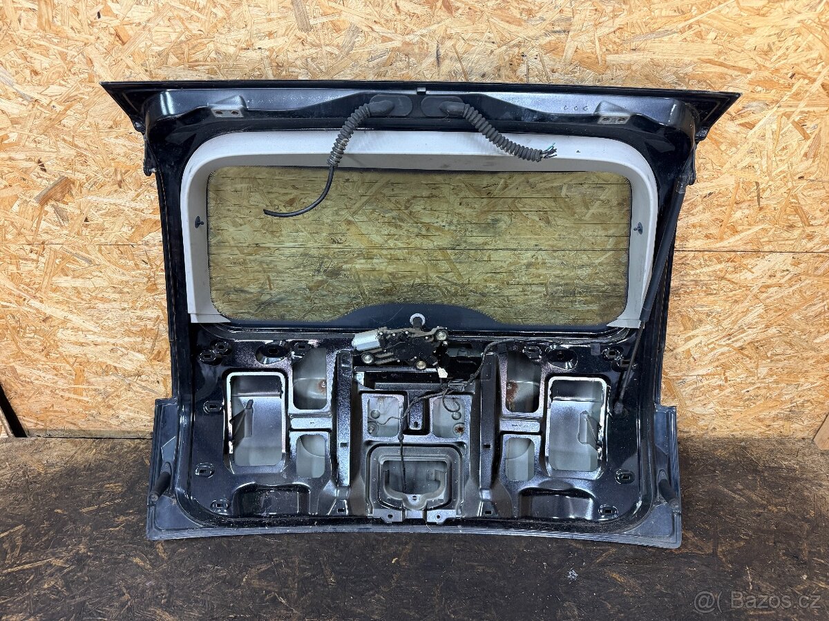 PÁTÉ DVEŘE KUFRU FORD C-MAX 2007-2010 - 6