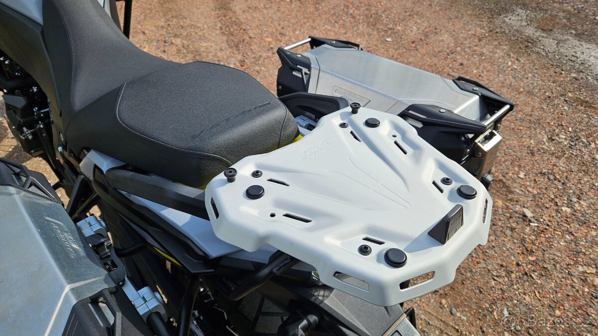 Suzuki V-strom 800de - 6