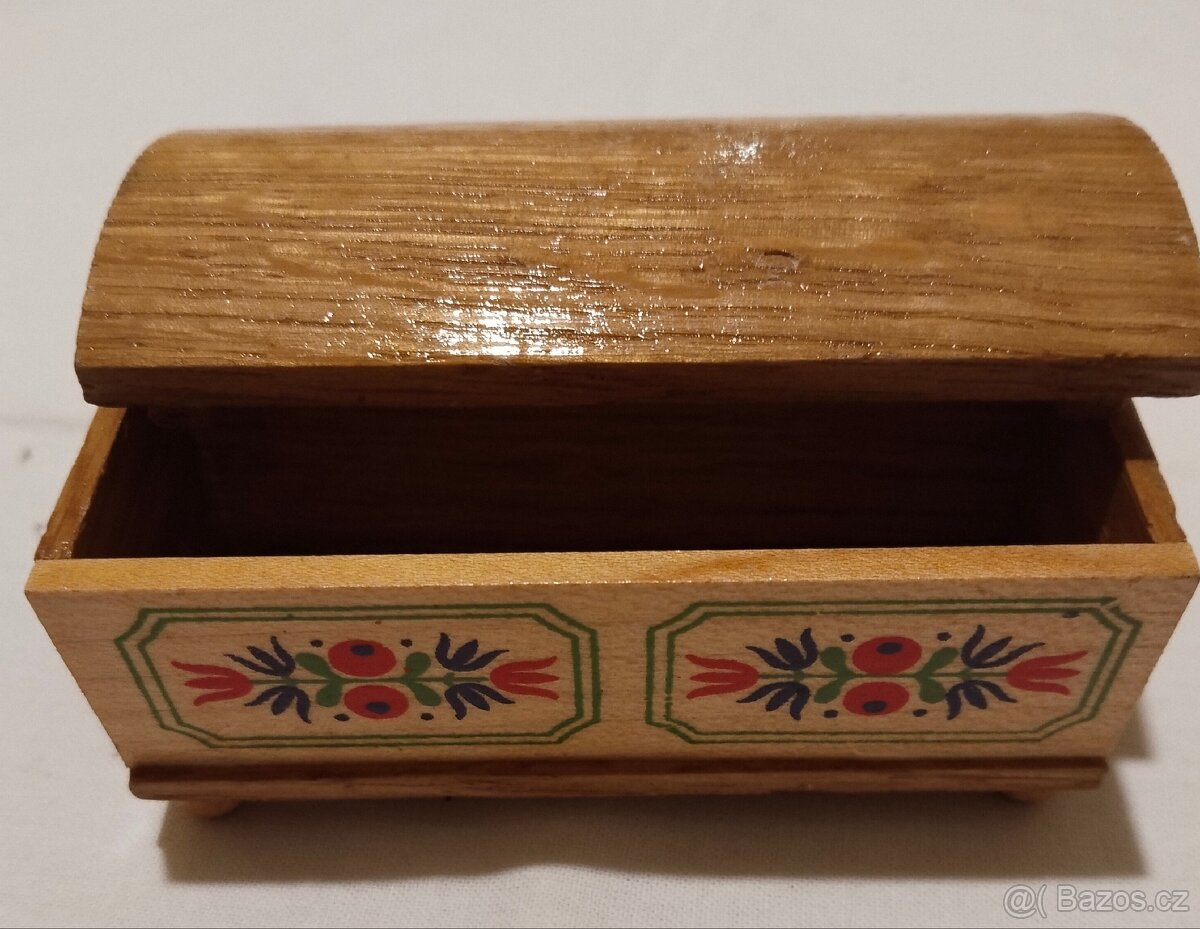 Nábytek pro panenky - 6