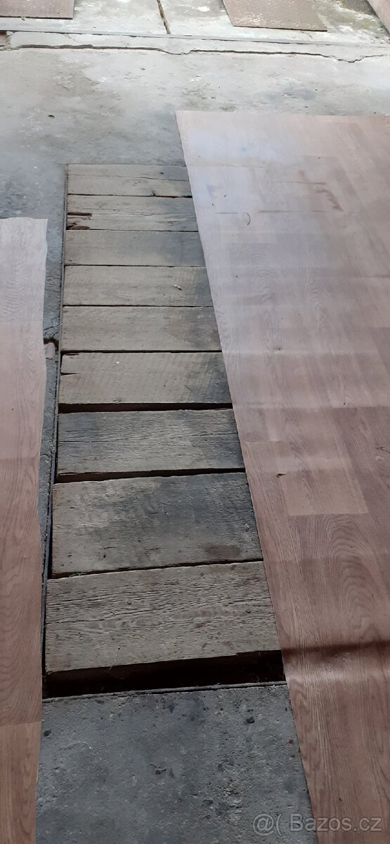 PRONAJMU GARAZ V KLATOVECH LIPOVA UL - 6