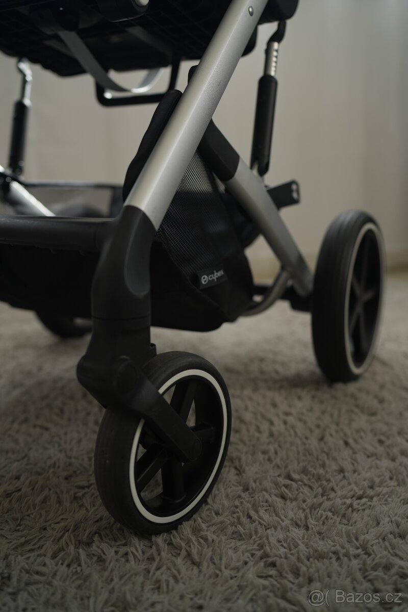 Cybex Balios S Lux 2023 (Lava Grey / Silver) - 6