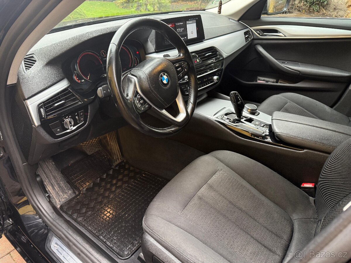 BMW 530d xDrive Touring | 195 kW | 1. majitel v ČR - 6