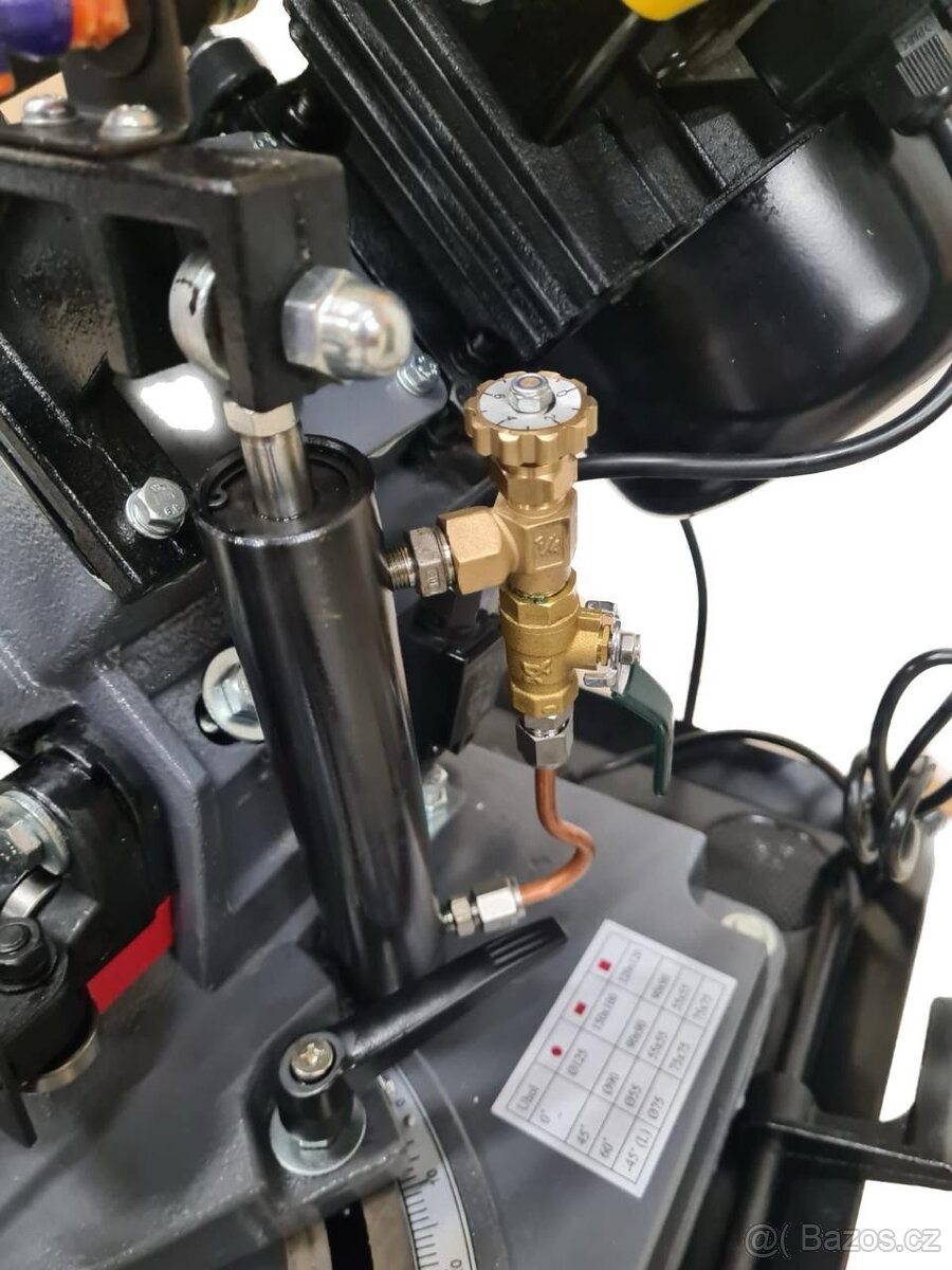 Pásová pila na kov s chlazením - 6