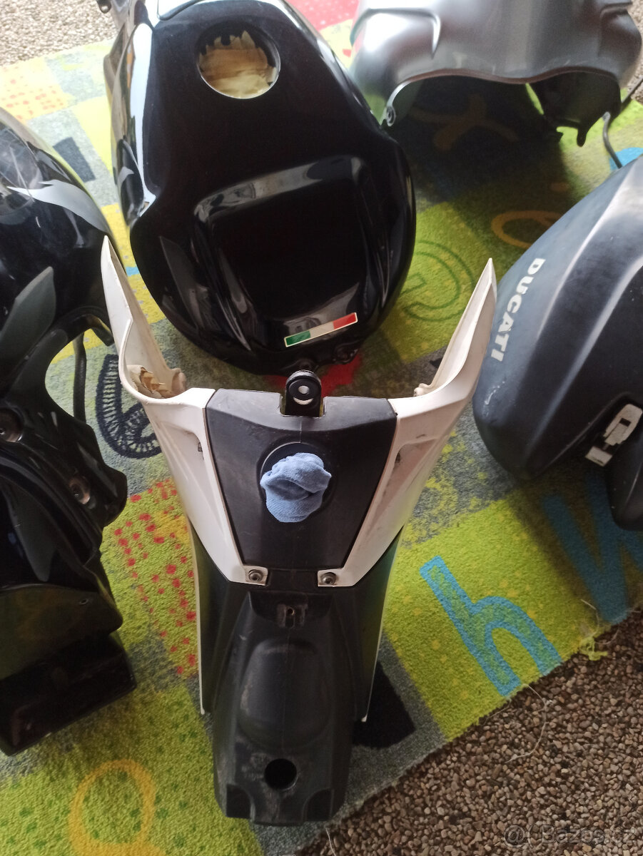 Nádrže benzínové na různé motorky - 6