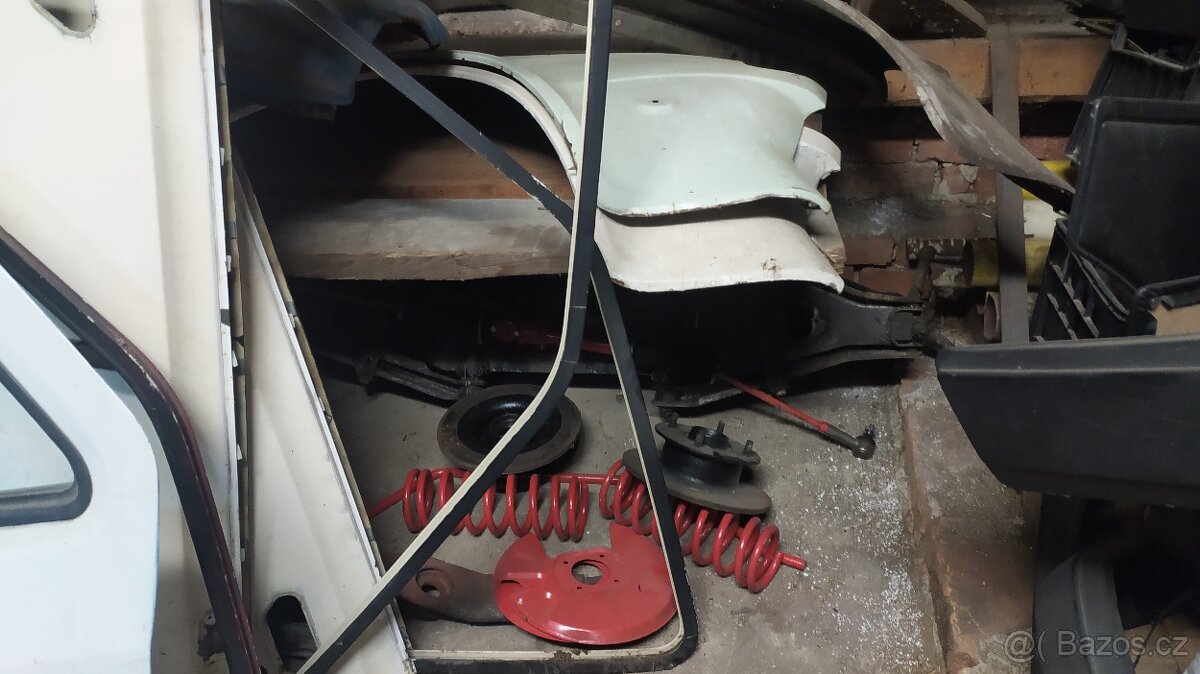 Karburátory,díly Wartburg - 6