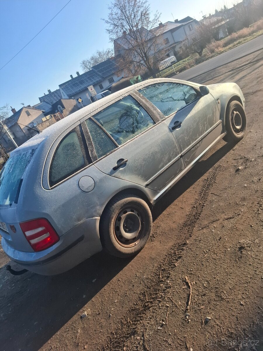 Škoda Fabia - 6