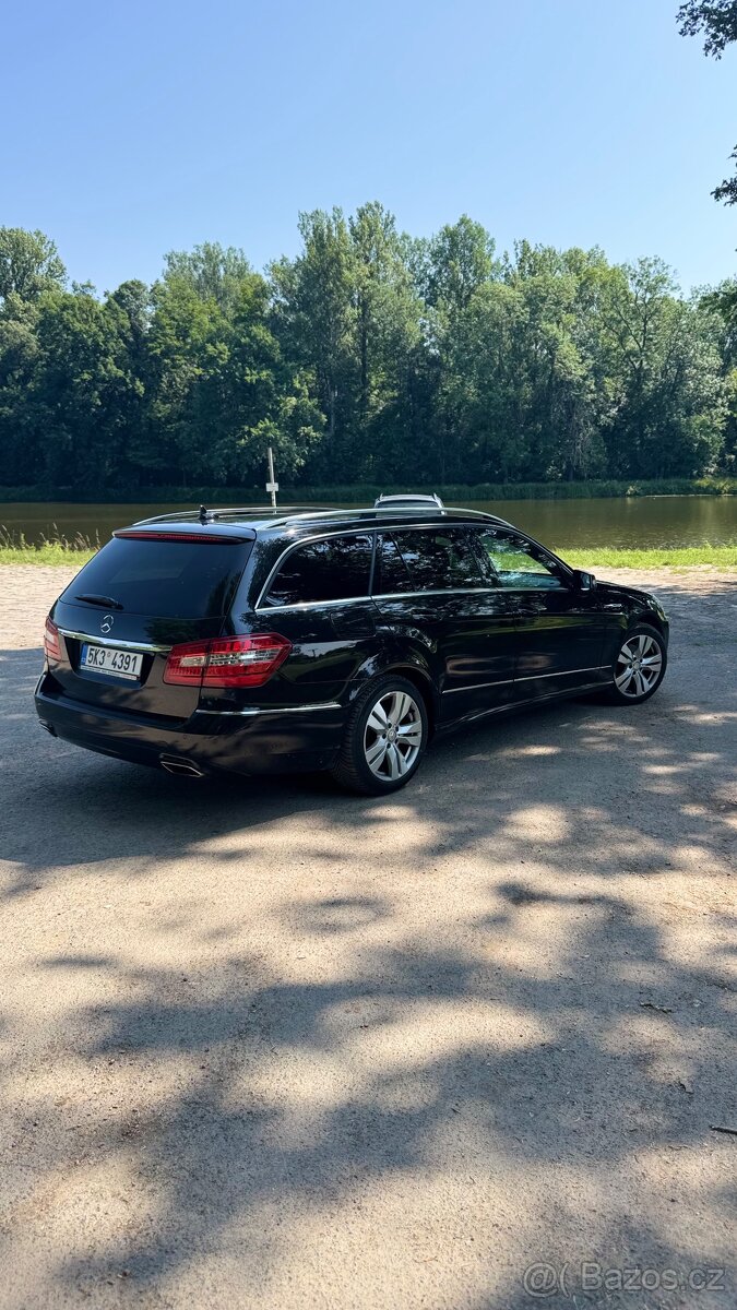Mercedes-Benz E220 - 6
