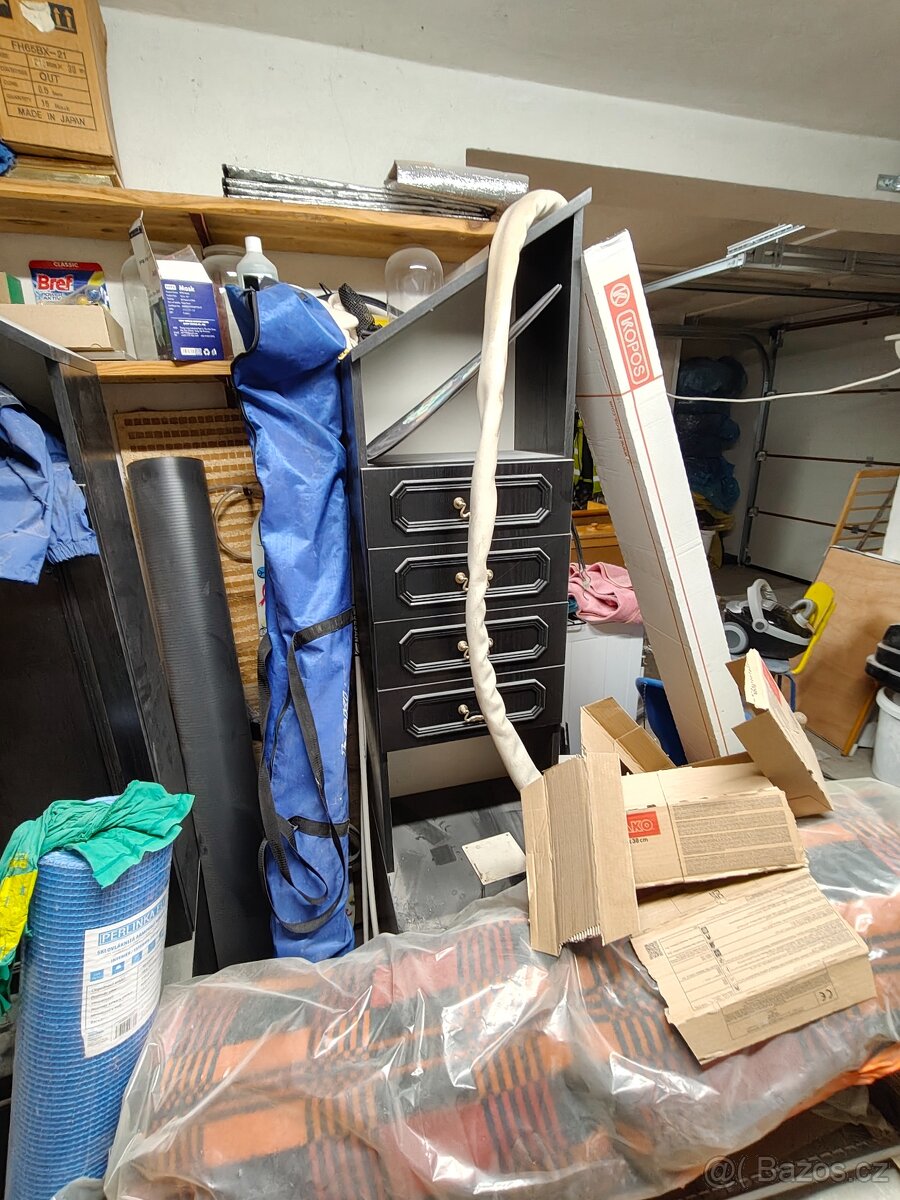 Černá obývací stěna/ vytrýna - 6