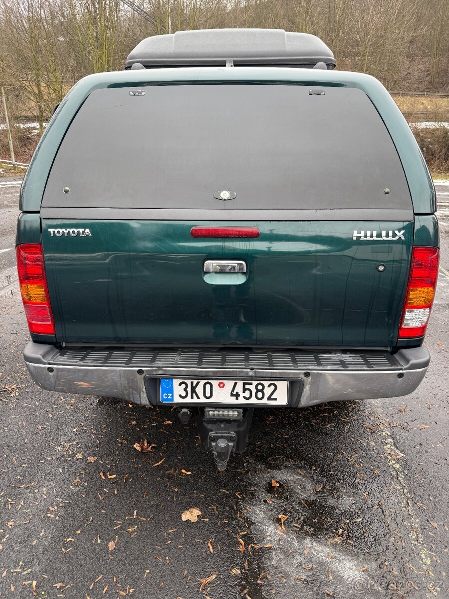 Toyota Hilux 3.0 - 6